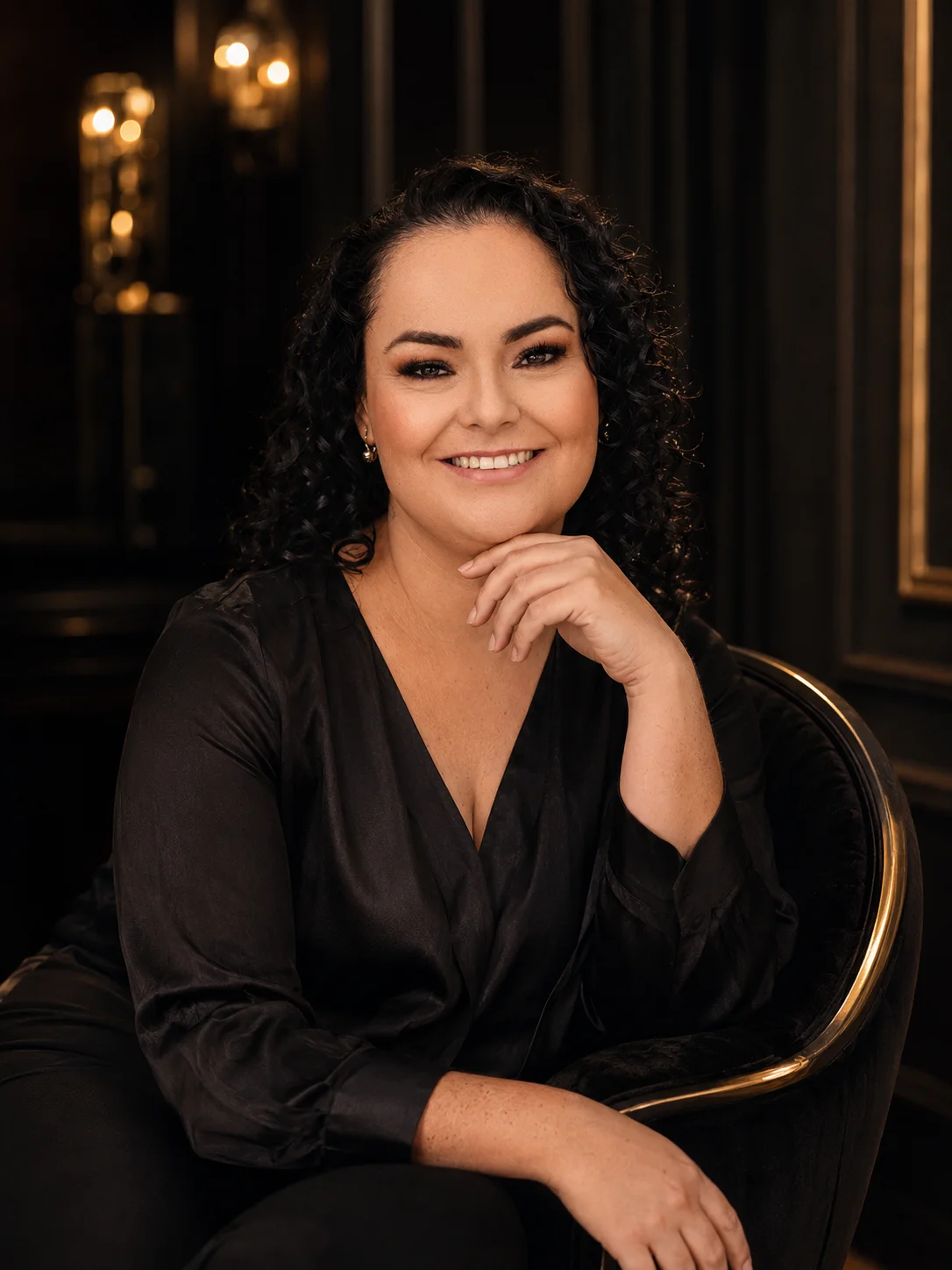 Fabiana Alves, especialista em reconstrução de sobrancelha